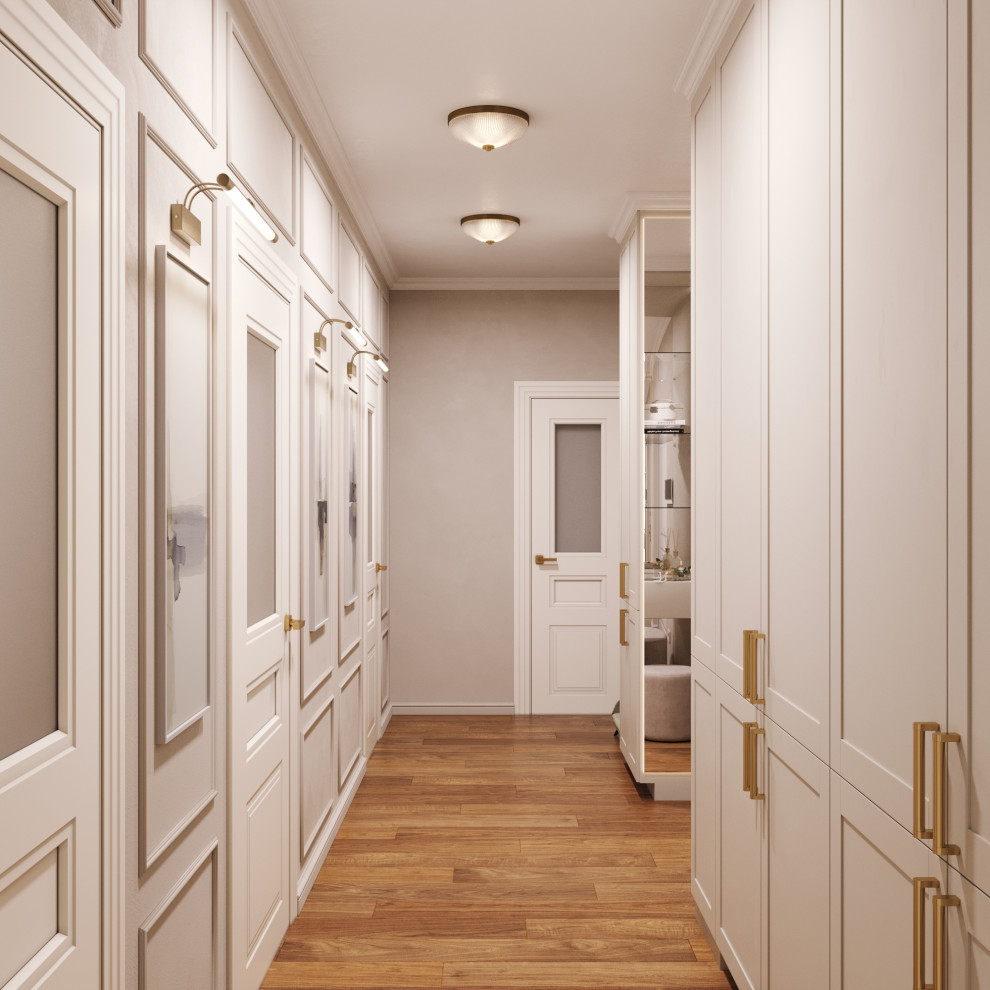 Квартира для семьи из трех человек и большой собаки.