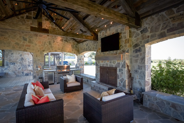 Ranch rustikal-patio