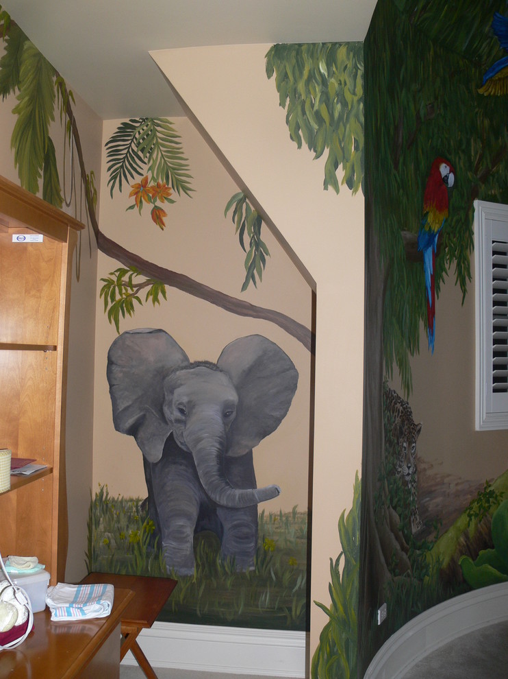 This is an example of a tropical kids' room in Chicago.