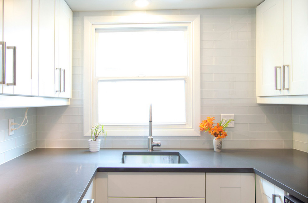 Home design - transitional home design idea
