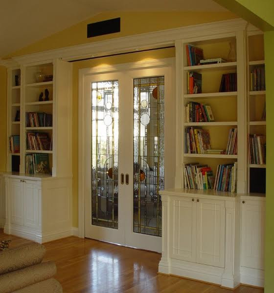 Bookcases/Hutches