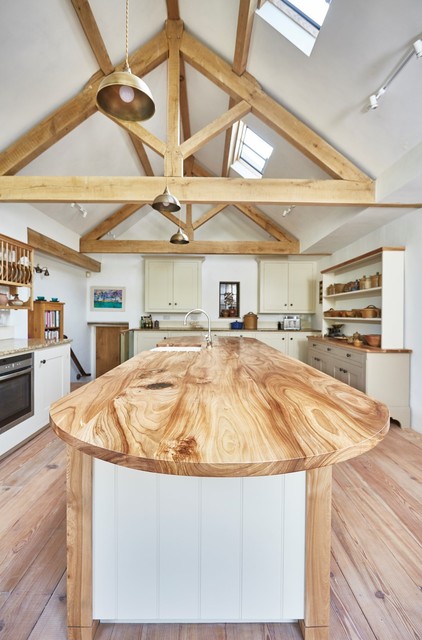 Oak framed kitchen extension traditional-kitchen