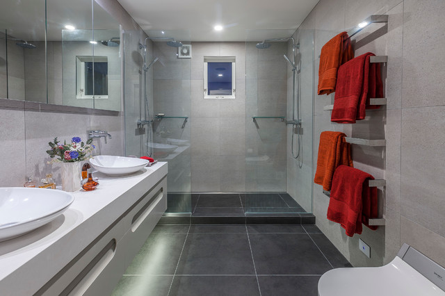 Mission Bay Bathrooms contemporary-badrum