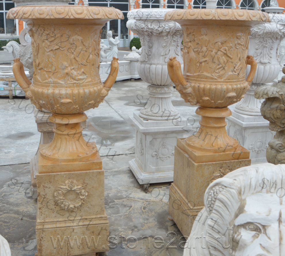 Вазы (вазоны) из натурального мрамора для ландшафта и интерьера