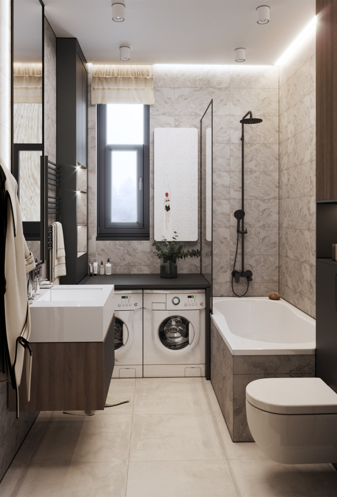 Санузел с пловчихой