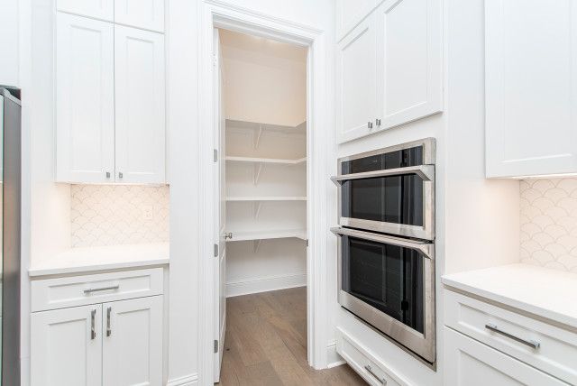 Cypress Point kitchen