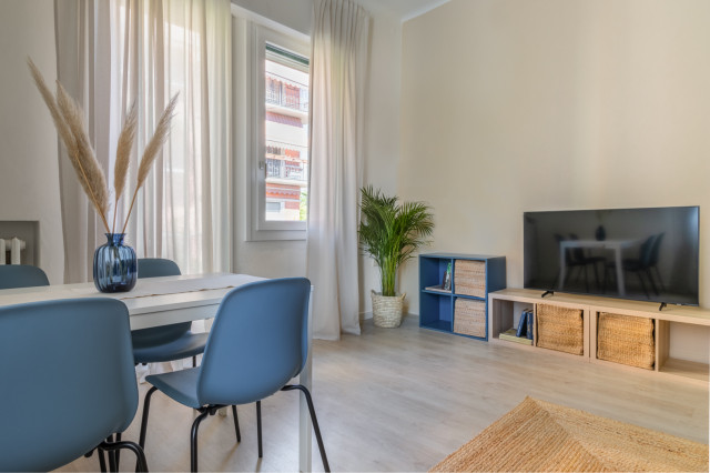 Appartamento naturale in centro a Verona contemporary-dining-room