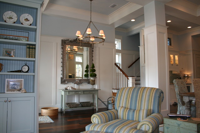 Williams Residence beach-style-entry