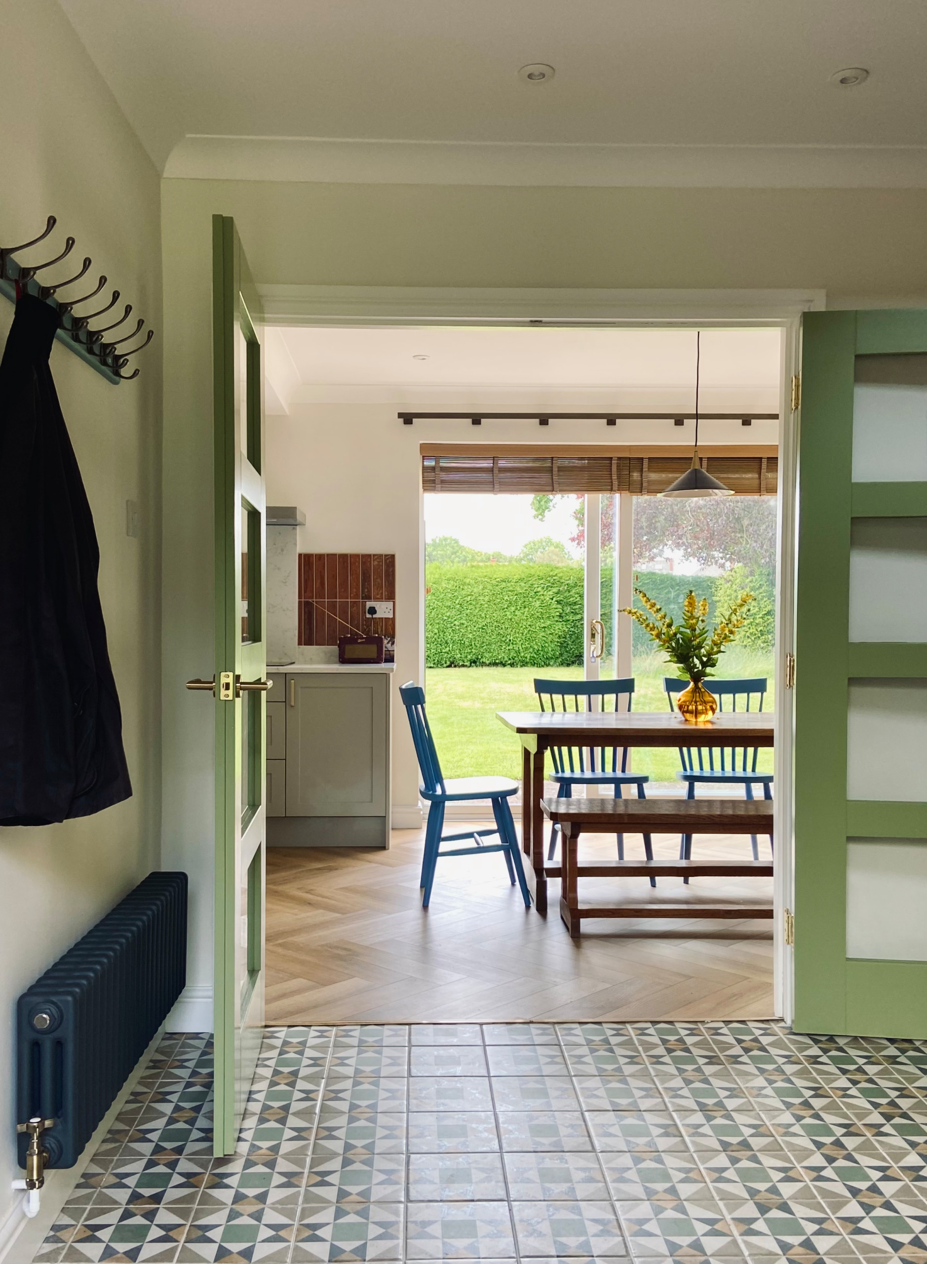 Family kitchen and hall remodelling