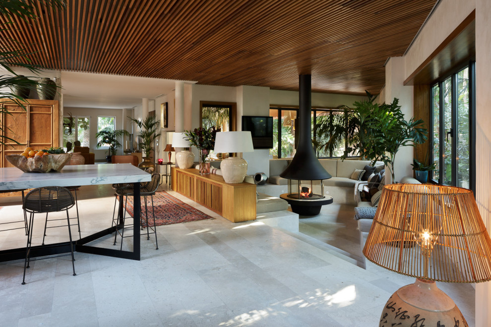 Inspiration for a midcentury family room in Alicante-Costa Blanca.