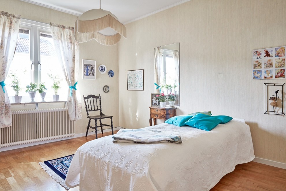 Photo of a traditional bedroom in Gothenburg.
