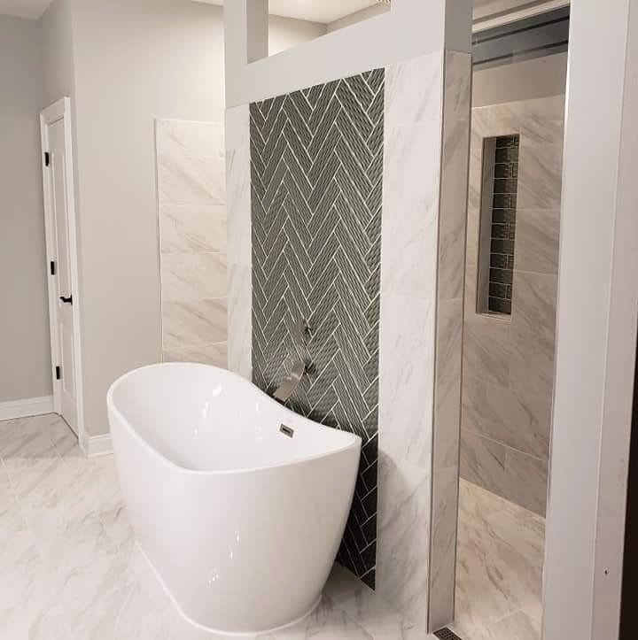 Bathroom - bathroom idea in Raleigh