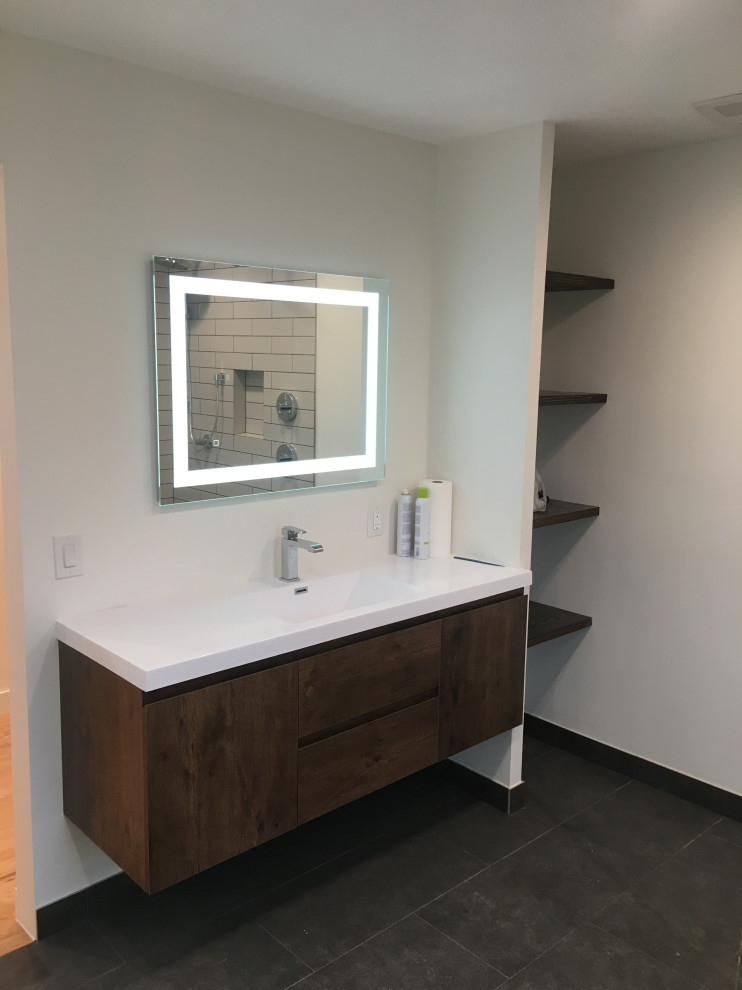 Master Bedroom and Bathroom with Zero-Entry Shower