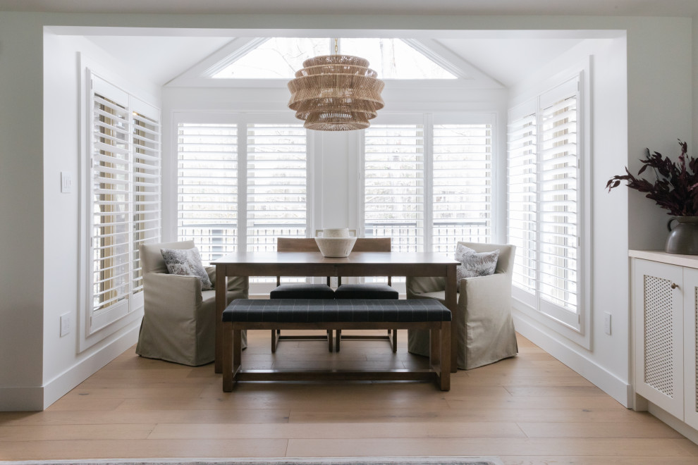 Dining room - transitional dining room idea