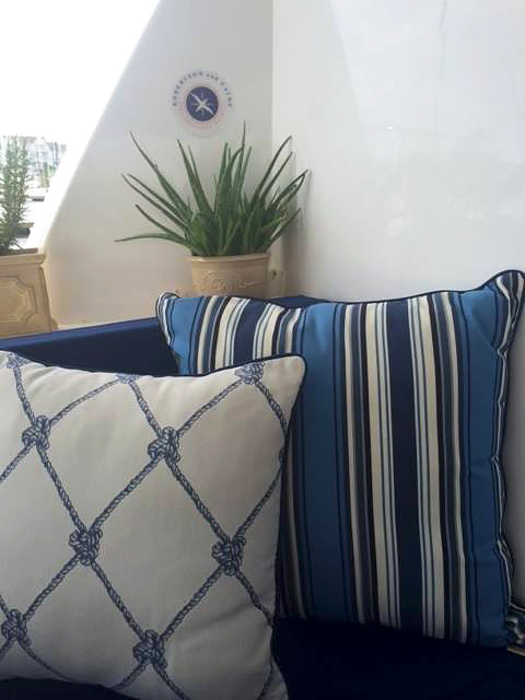 Boat sales pillows deck