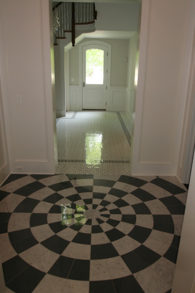 Transitional entryway photo in Chicago