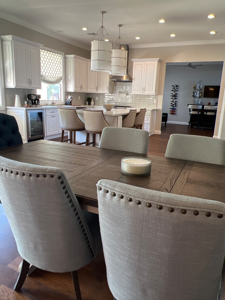 Help coordinating dining chairs and kitchen island stools
