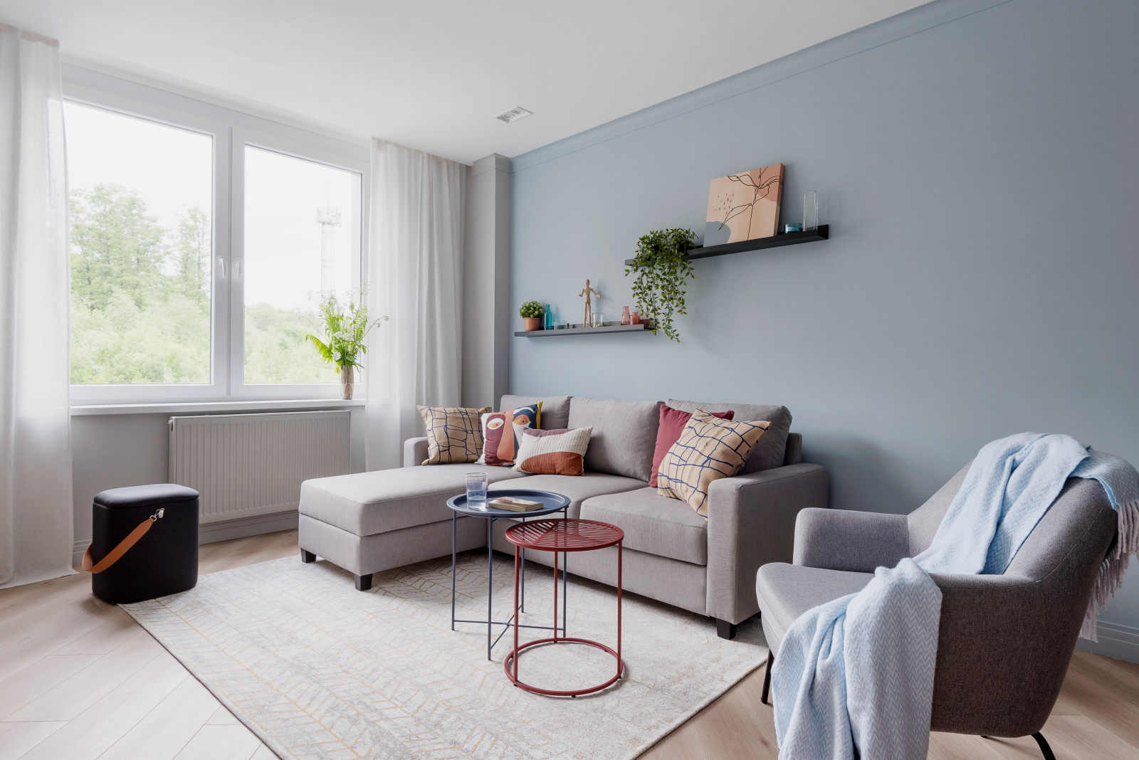 Двухкомнатная квартира, 77 м кв