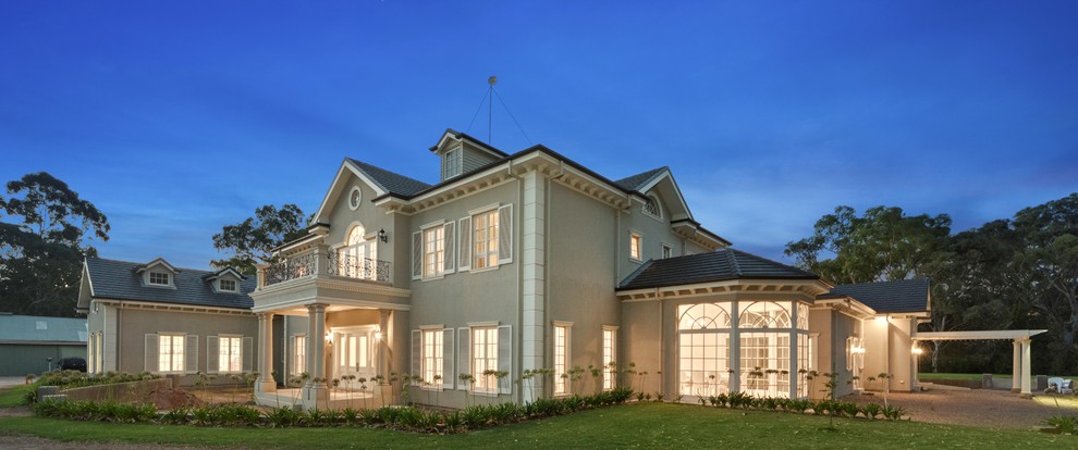 Design ideas for a traditional exterior in Adelaide.
