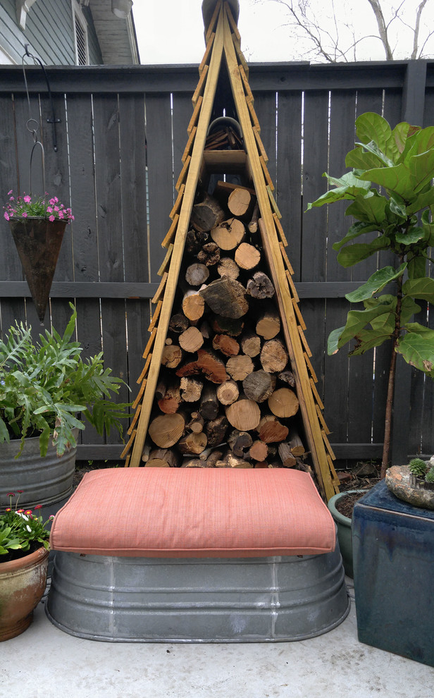 Inspiration for a transitional patio remodel in Miami