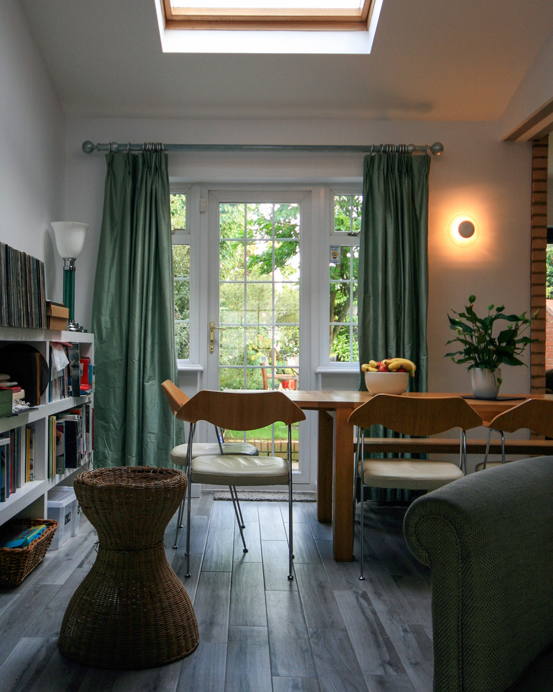 Photo of a contemporary dining room in London.