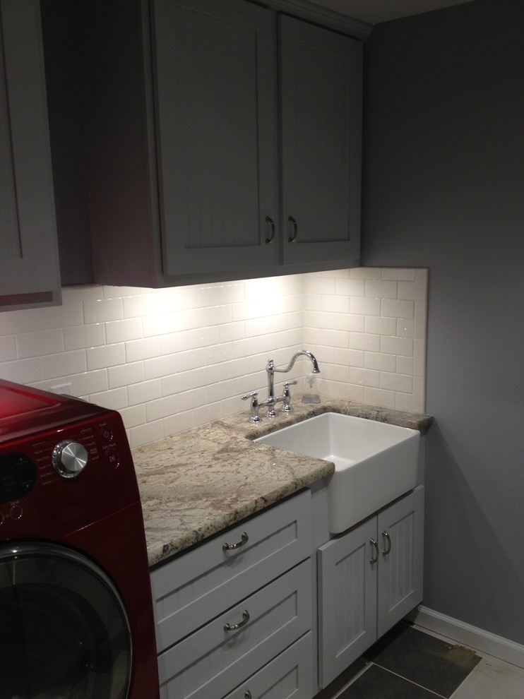 This is an example of a traditional laundry room in St Louis.