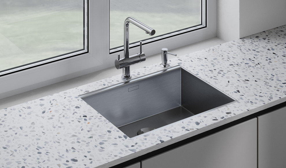 Проект "Komarovo-27" - Жилой дом в современном стиле