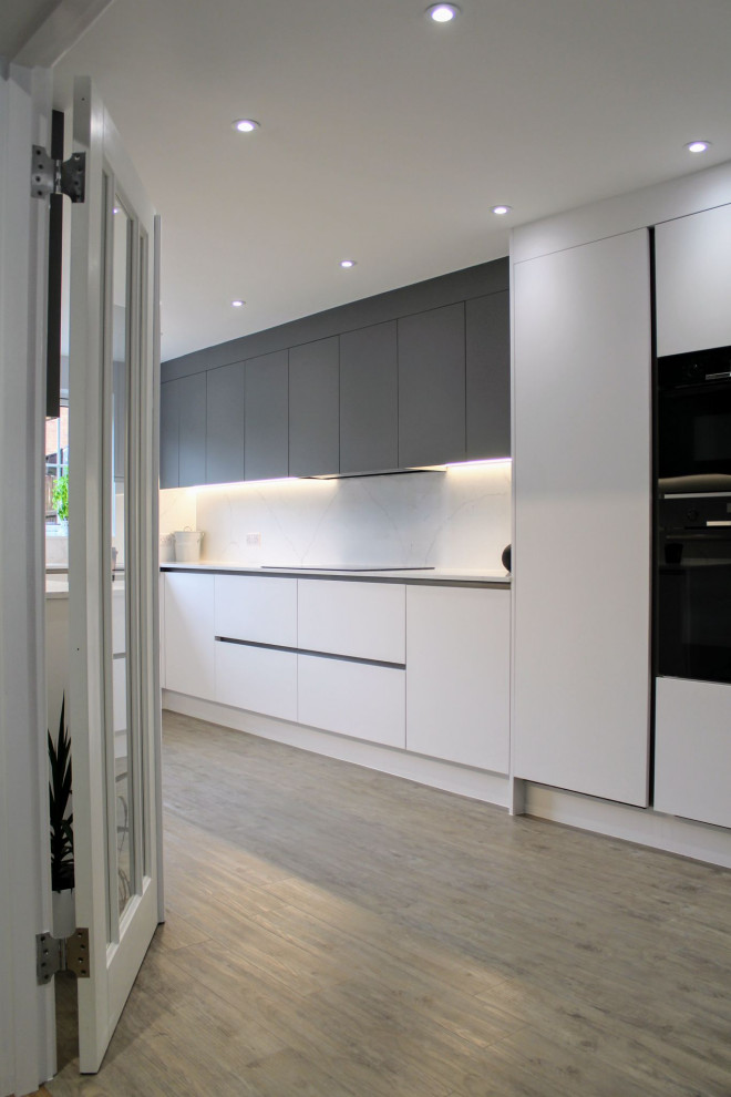 The Oadby Kitchen - Volpi True Handleless