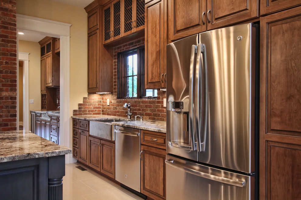 Design ideas for a traditional kitchen in Louisville.