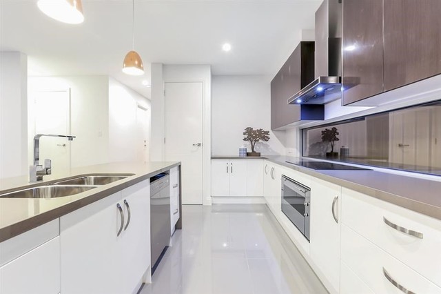 Kitchens contemporary-kitchen