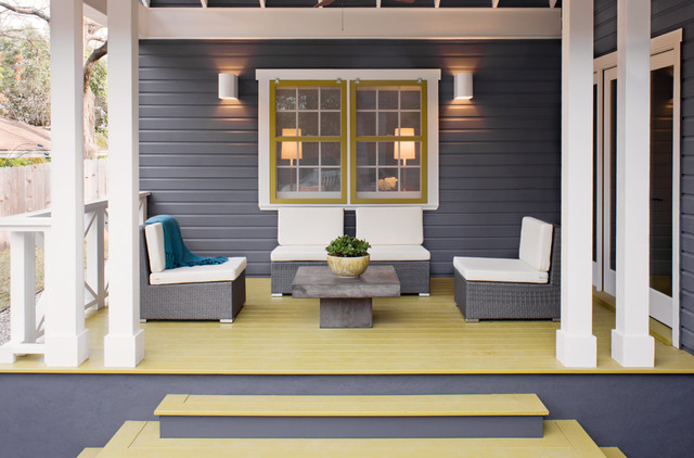 Bonnie Road Residence transitional-porch