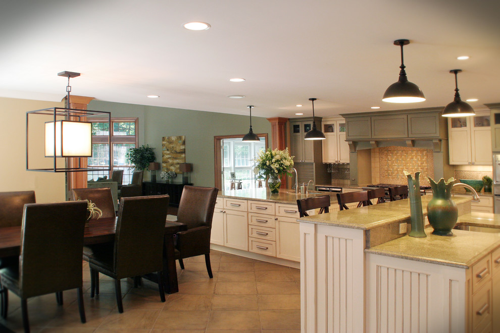 Modified Arts and Crafts Kitchen Traditional Kitchen Cleveland