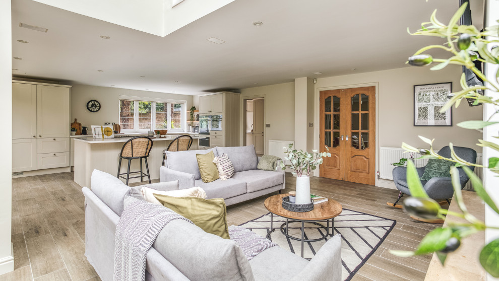 Staged to Sell - Part Furnished - Project Dovestone Gardens