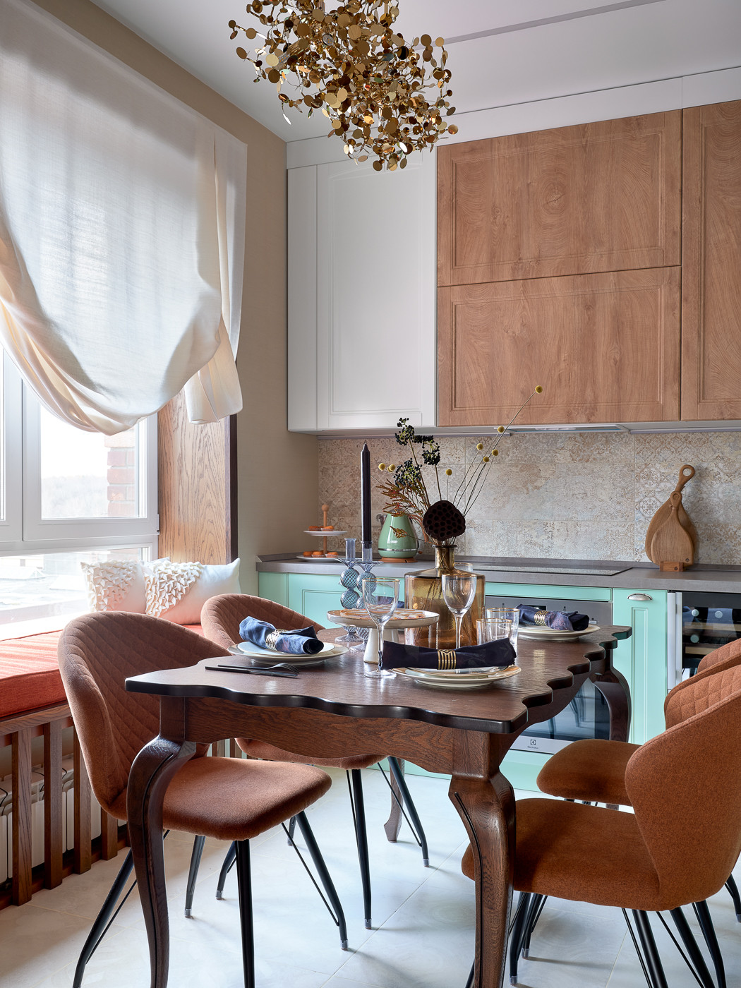 Реализованный проект кухни в ЖК Черняховского.