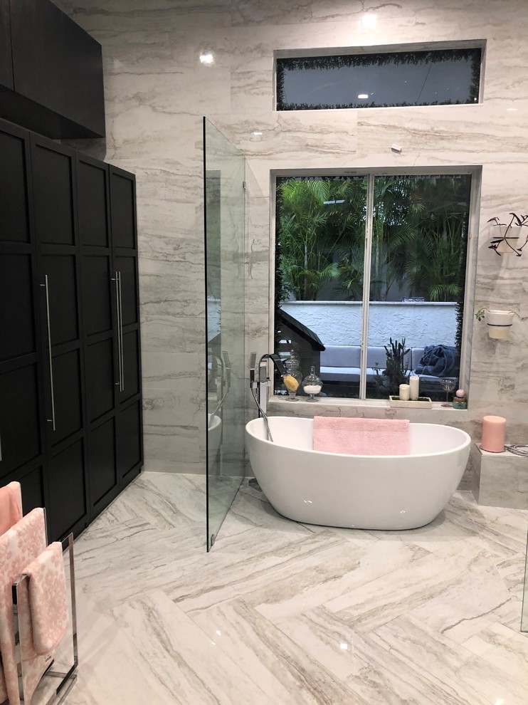 Robinson Bathroom