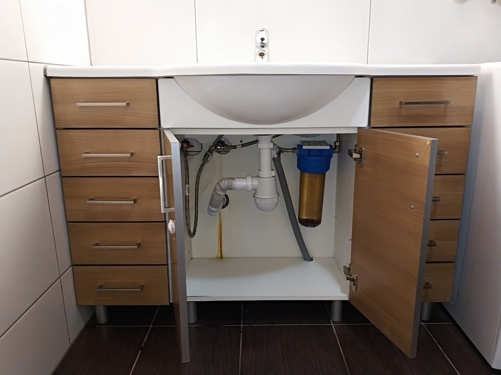 Замена водорозеток в трёхкомнатной квартире на Шпалерной улице