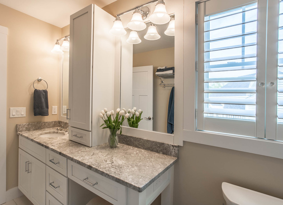 Inspiration for a transitional home design remodel in Boston