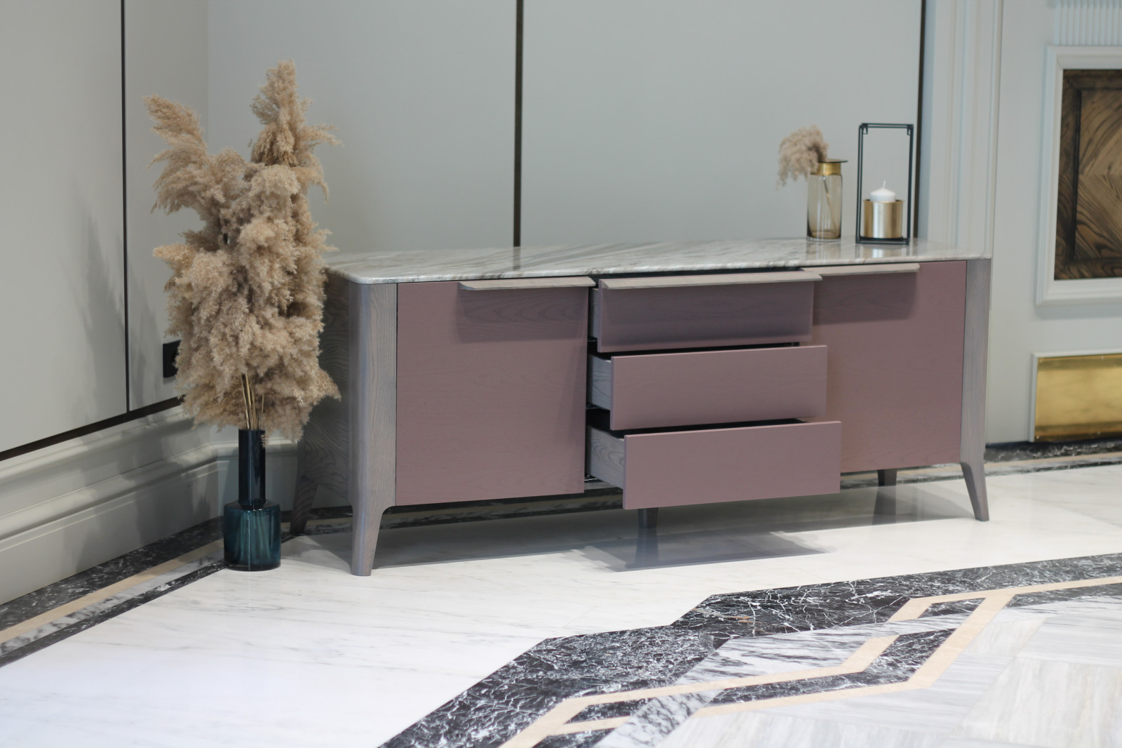 Тв-тумба Toffee в цветовом решении Калипсо