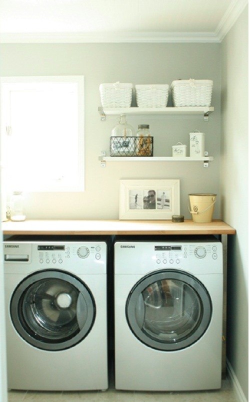 Photo of an eclectic laundry room in Edmonton.