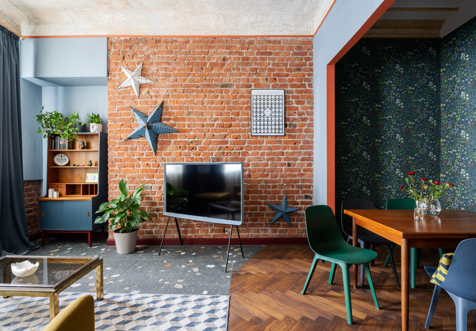 Квартира в бывшем доходном доме в Петербурге