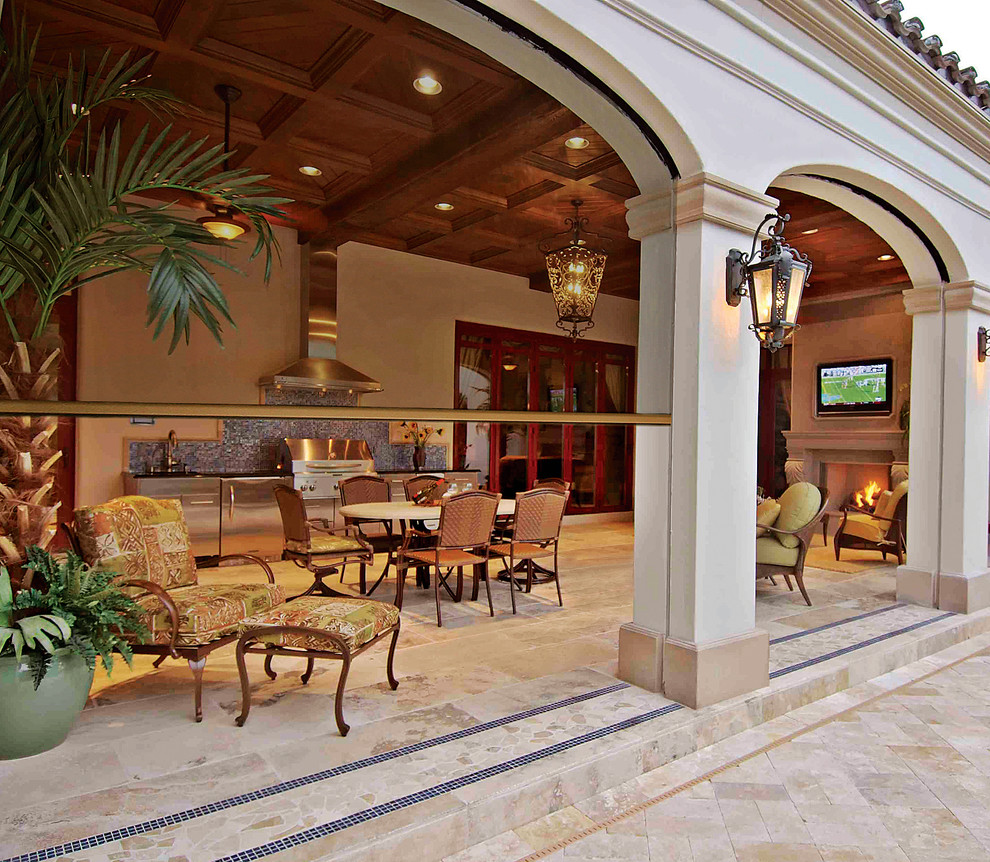 Design ideas for a mediterranean verandah in Orlando.