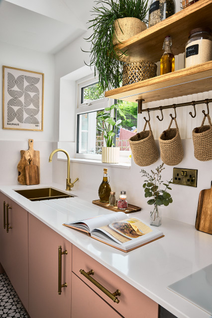 Kitchen, Ingatestone modern-koek