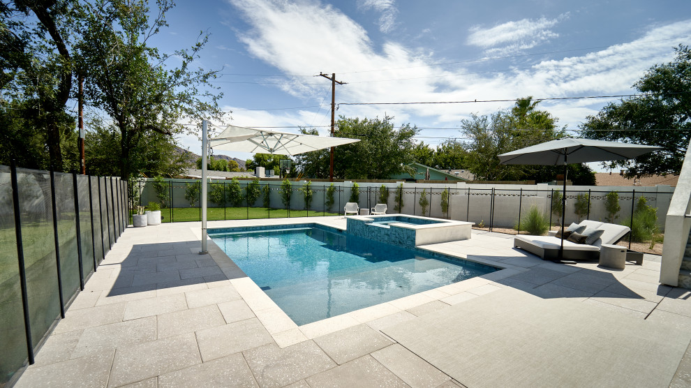 Example of a minimalist pool design in Phoenix