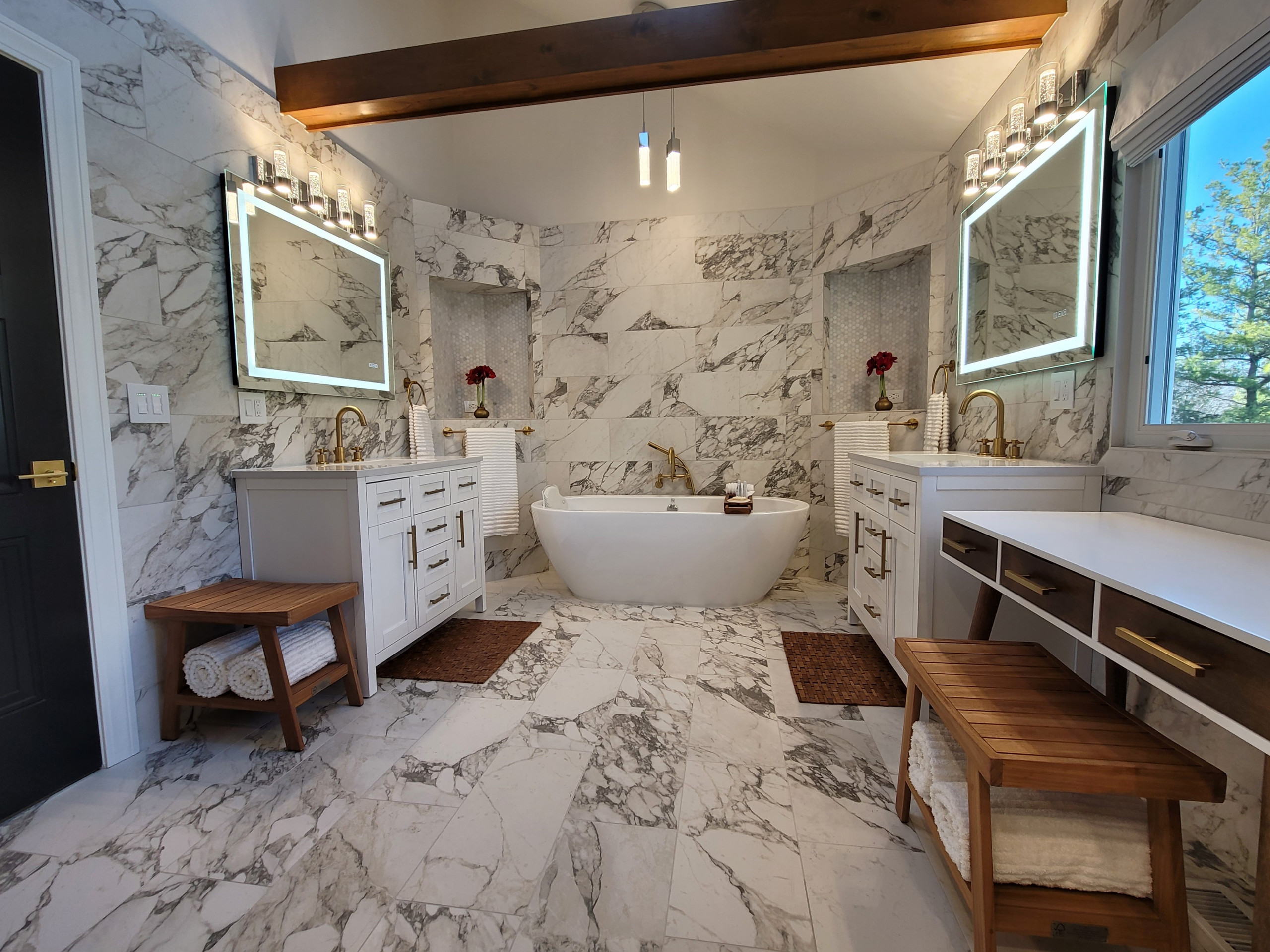 Dream white Bathroom