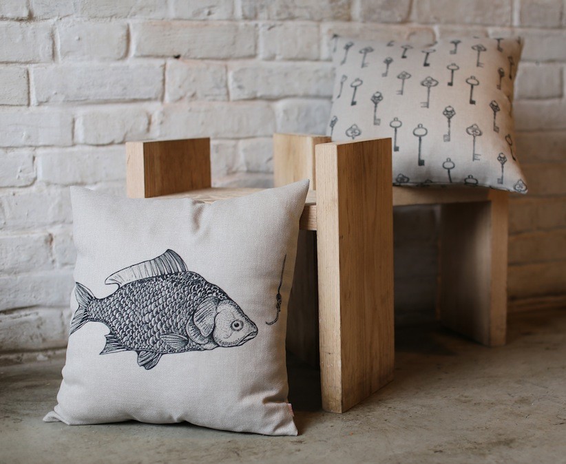 Подушки в интерьерах