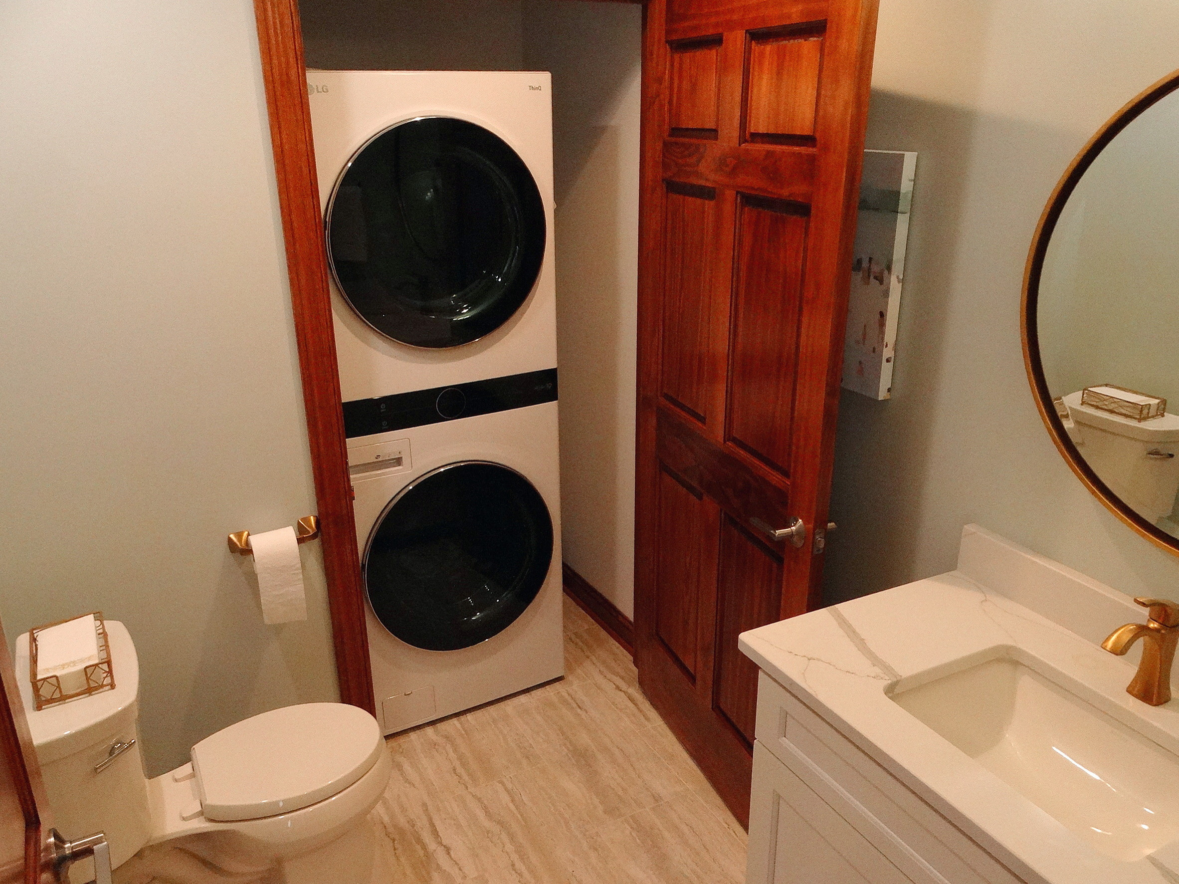 Muskego Residence - First Floor Remodel