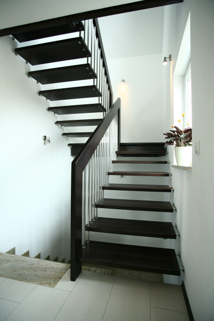 Freitragende Treppe - Basic-Line classique-escalier