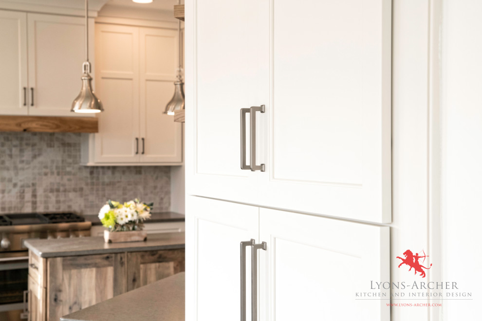 Inspiration for a transitional kitchen remodel in Philadelphia