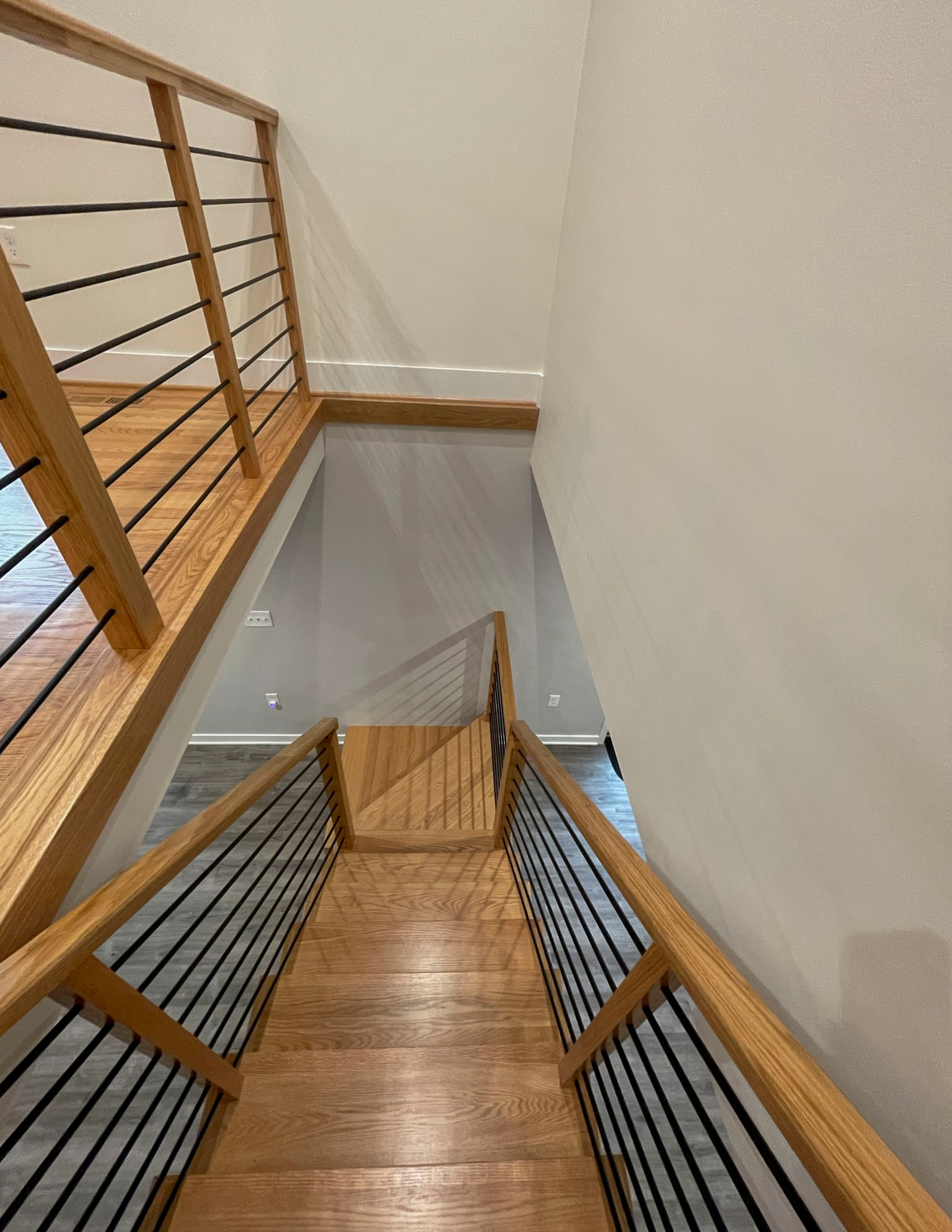 99_Modern & Open L-Shape-Winder Stair, Arlington VA 22207