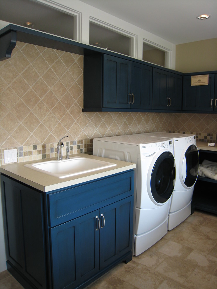 Photo of a country laundry room in Grand Rapids.